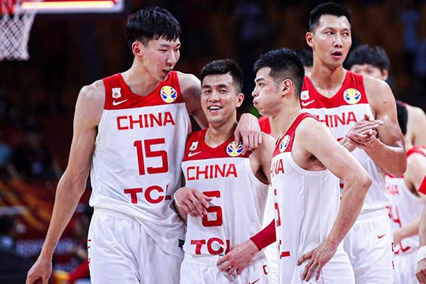 日产码一卡二卡三国产乱码